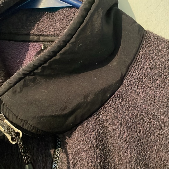 🔥5/$20🔥Vintage The North Face Fleece Full Zip Jacket Aubergine Size Large Women - Picture 3 of 13